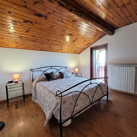 La Mansardina Sul Mountain Iseo Hospitality * Bossico