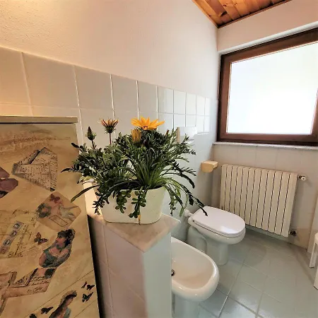 Daire La Mansardina Sul Mountain Iseo Hospitality Bossico