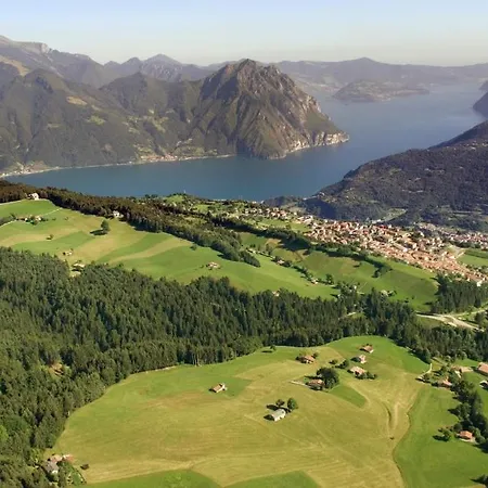 La Mansardina Sul Mountain Iseo Hospitality * Bossico